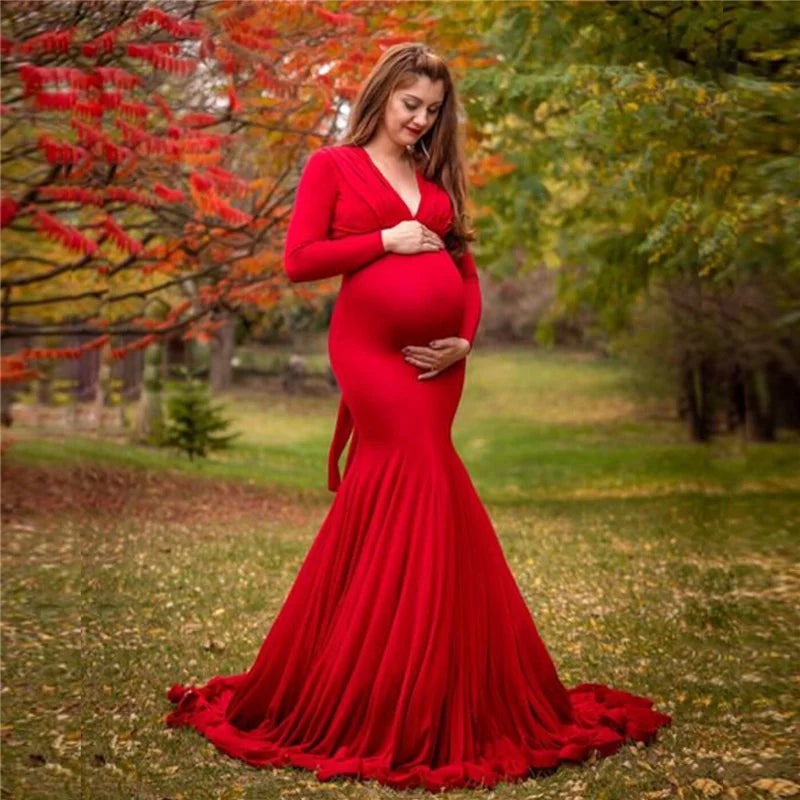 Elegant Lace Maxi Maternity Gown for Stunning Pregnancy Photos - Long Sleeve Dress for Expecting Moms