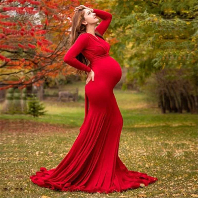 Elegant Lace Maxi Maternity Gown for Stunning Pregnancy Photos - Long Sleeve Dress for Expecting Moms