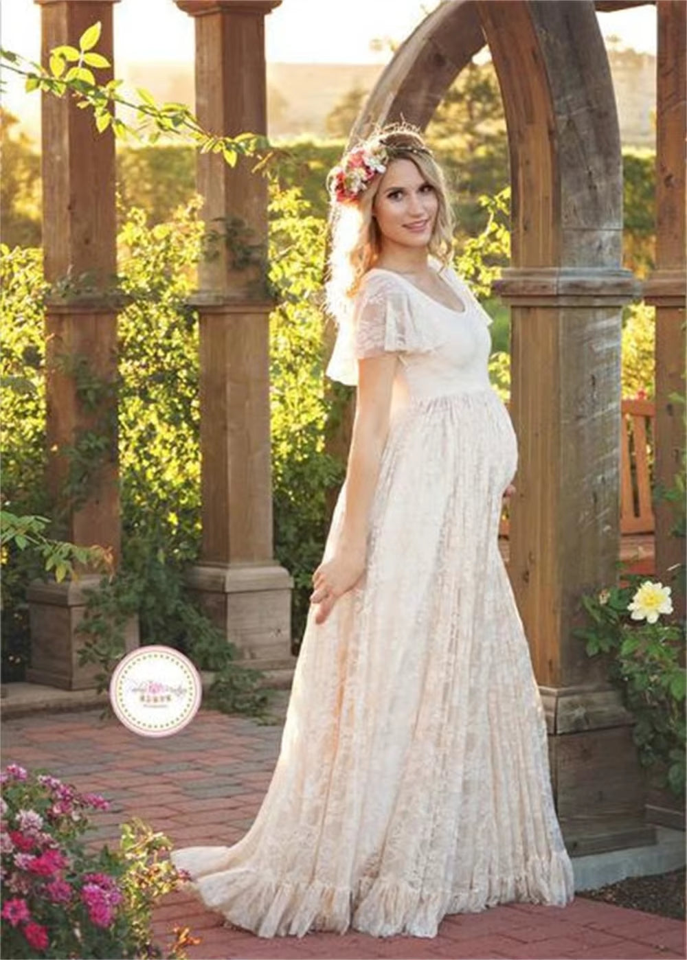 Elegant 2025 Maternity Lace Skirt for Stunning Pregnancy Photography - Perfect Dress for Expecting Moms